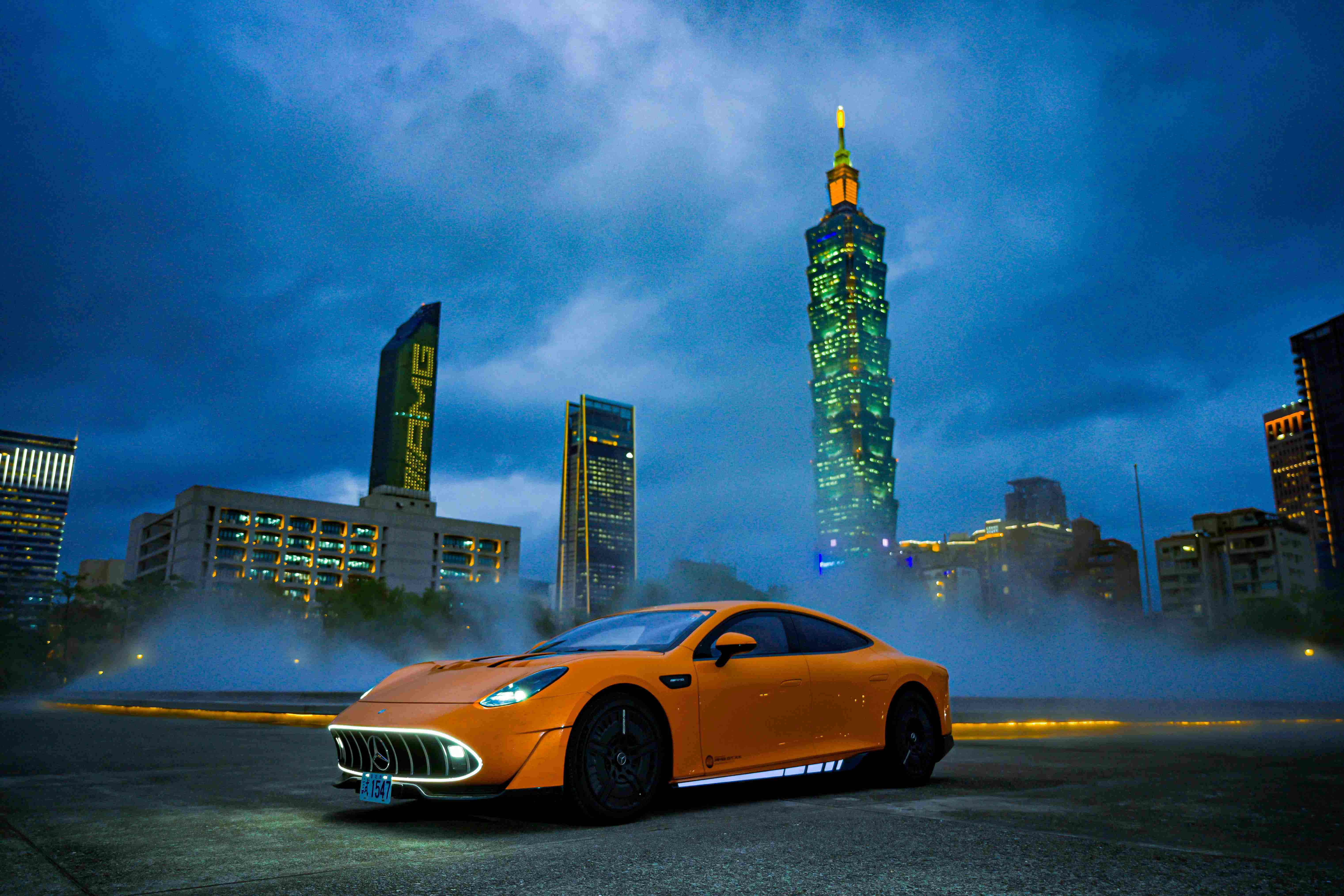 圖3、CONCEPT AMG GT XX 成為全亞洲首度於市區道路實際行駛的高性能概念車